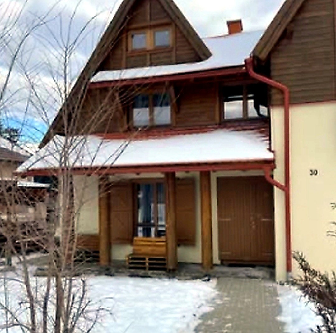 house front day