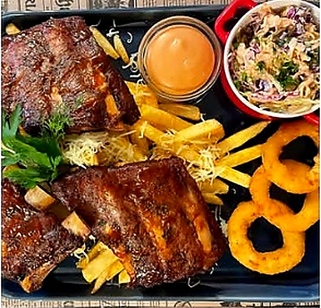 food ribs plate