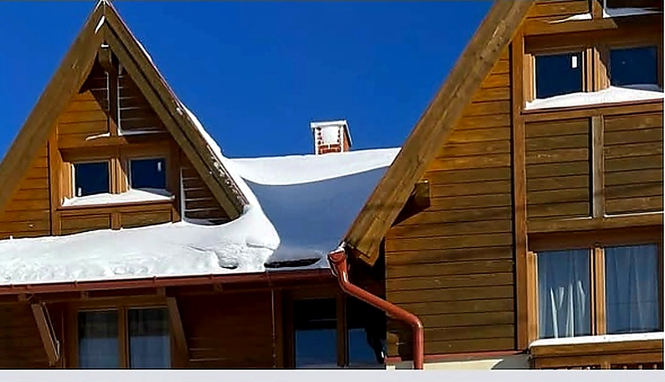 house roof winter
